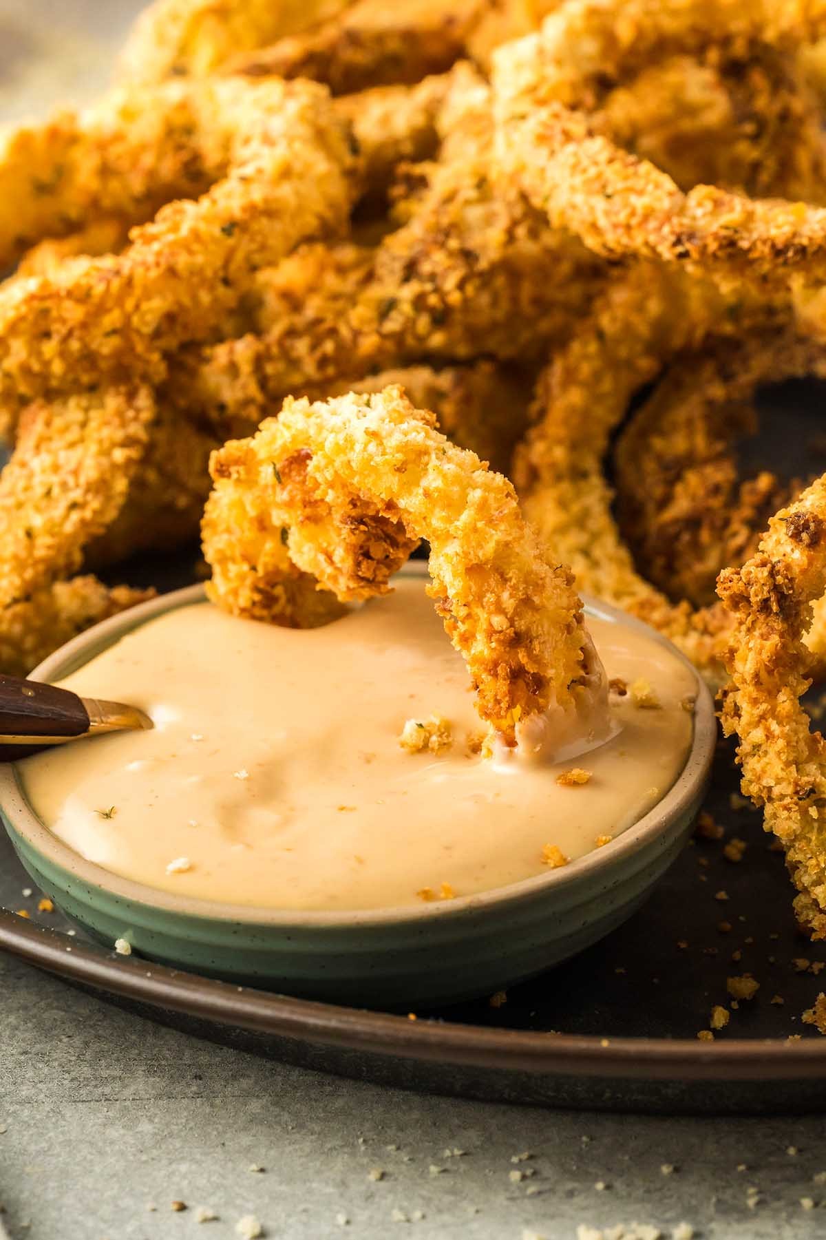 Air Fryer Onion Rings FAQs