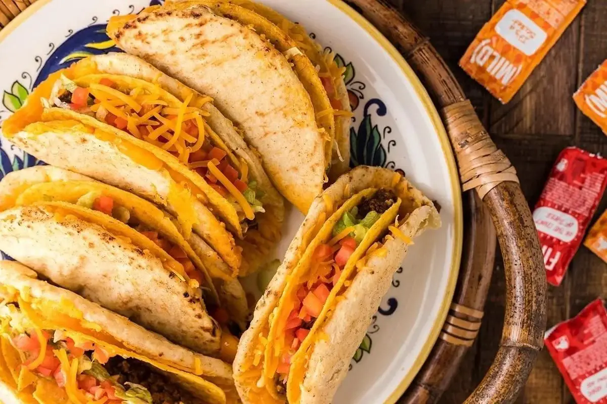 Taco Bell Cheesy Gordita Crunch Copycat