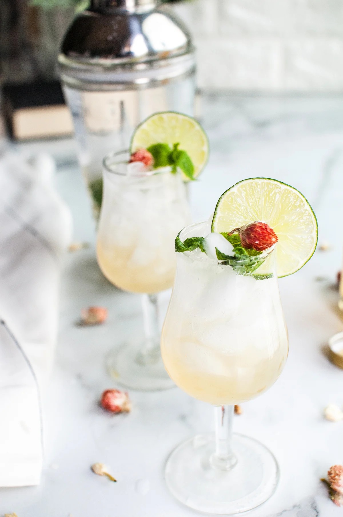 Non-Alcoholic Elderflower Mocktail