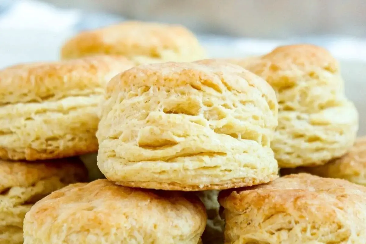 Easy Buttermilk Biscuits