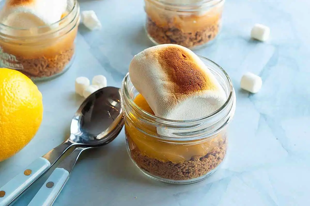 Lemon Curd Dessert Cups