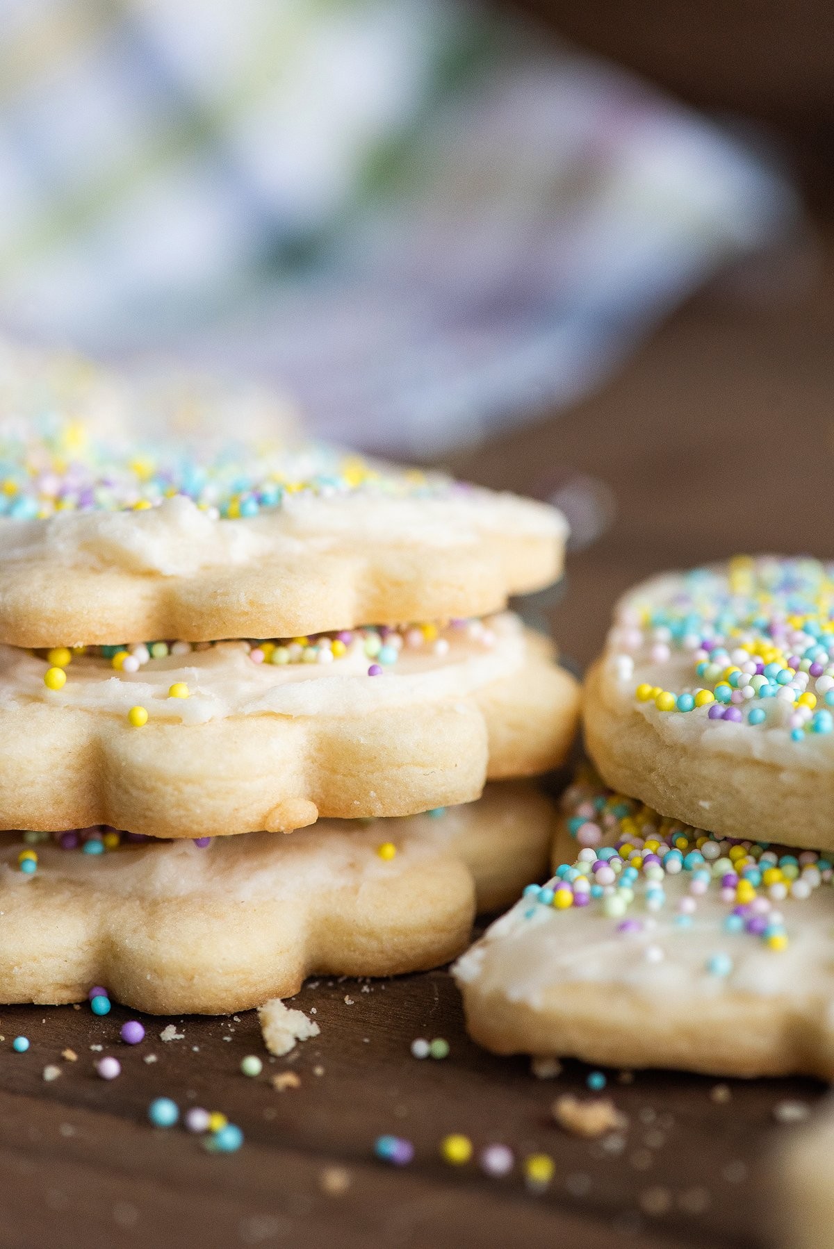 How to Make Easter Sugar Cookies