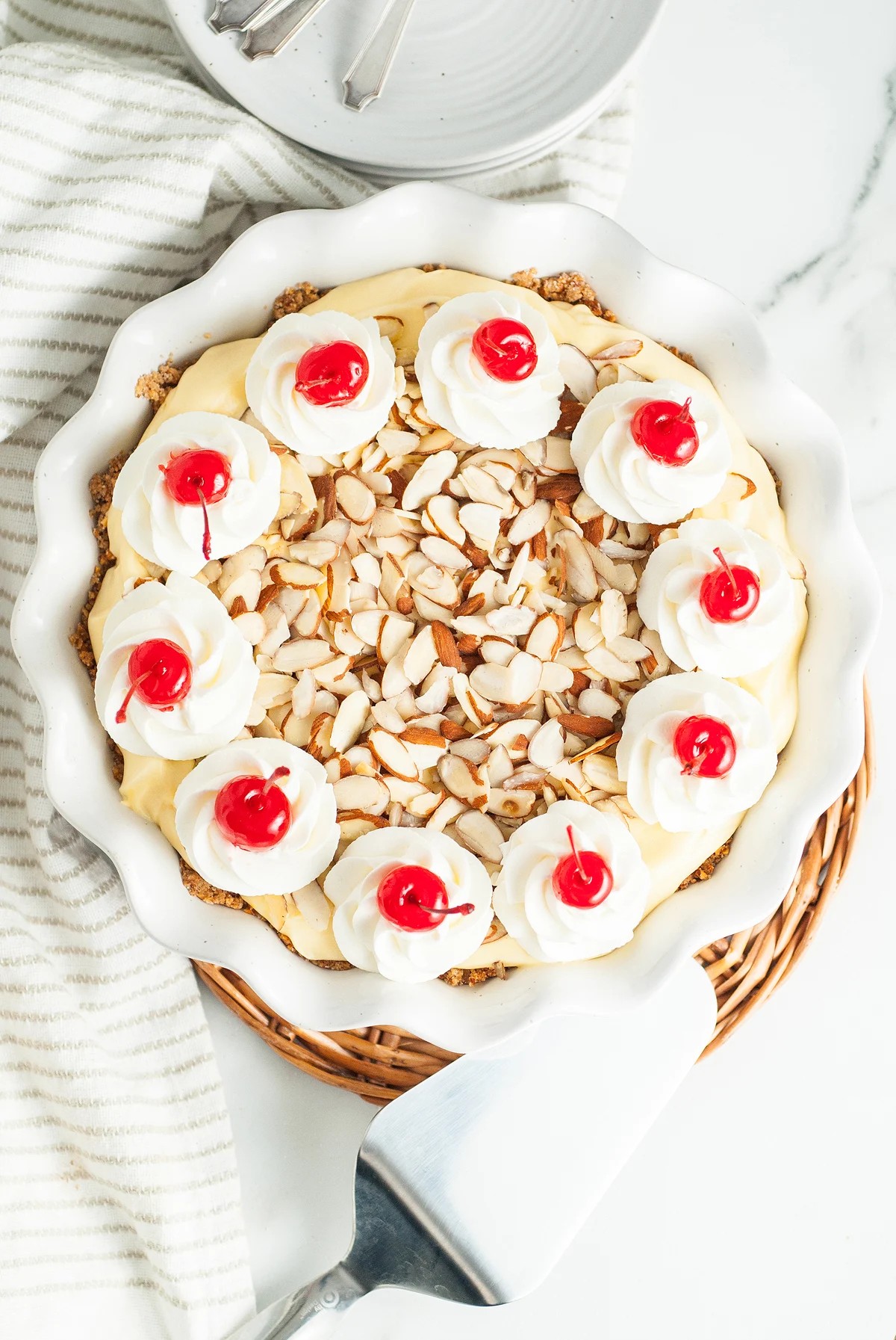 How to Make No Bake Almond Amaretto Pie