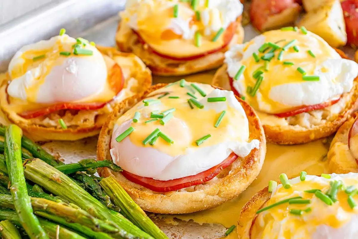 Sheet Pan Eggs Benedict