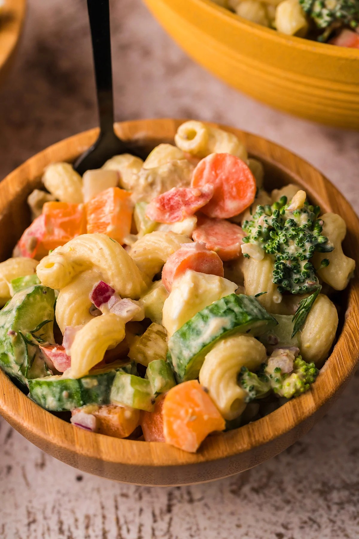 How to Make Garden Veggie Macaroni Salad