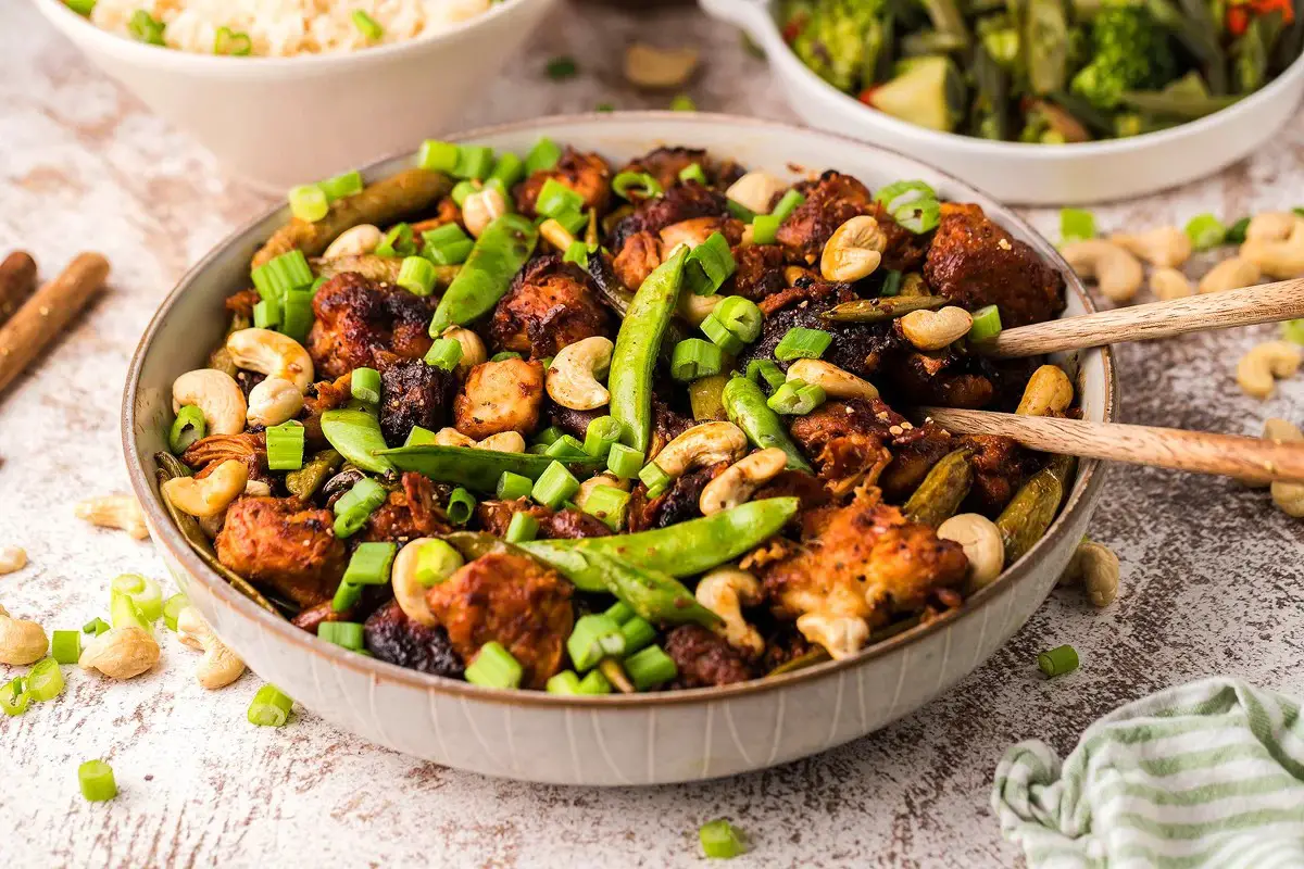 Cashew Chicken with Snap Peas