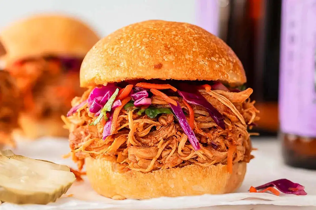 Pulled Chicken Sliders