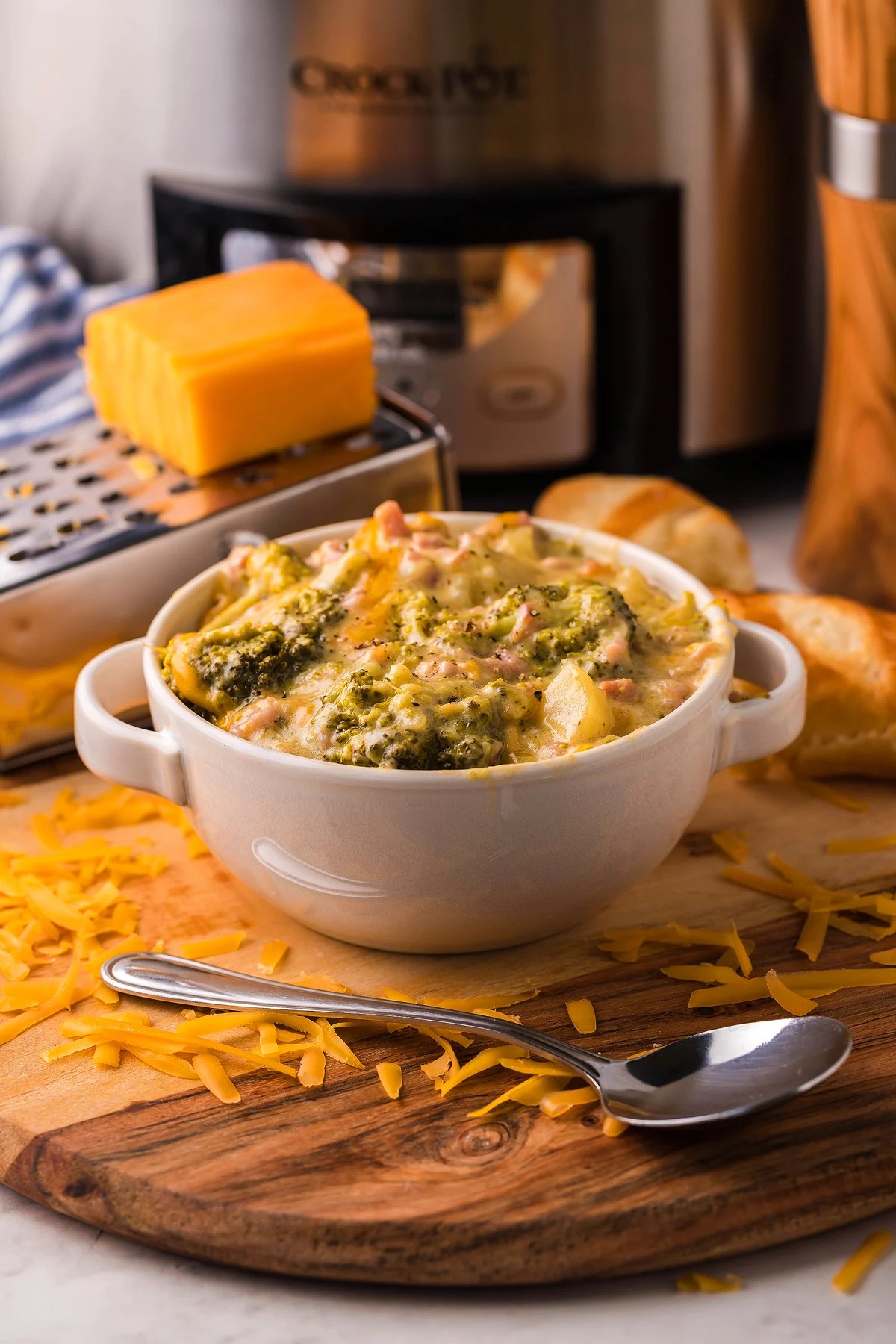 Slow Cooker Chunky Ham, Potato, Cheese and Broccoli Soup