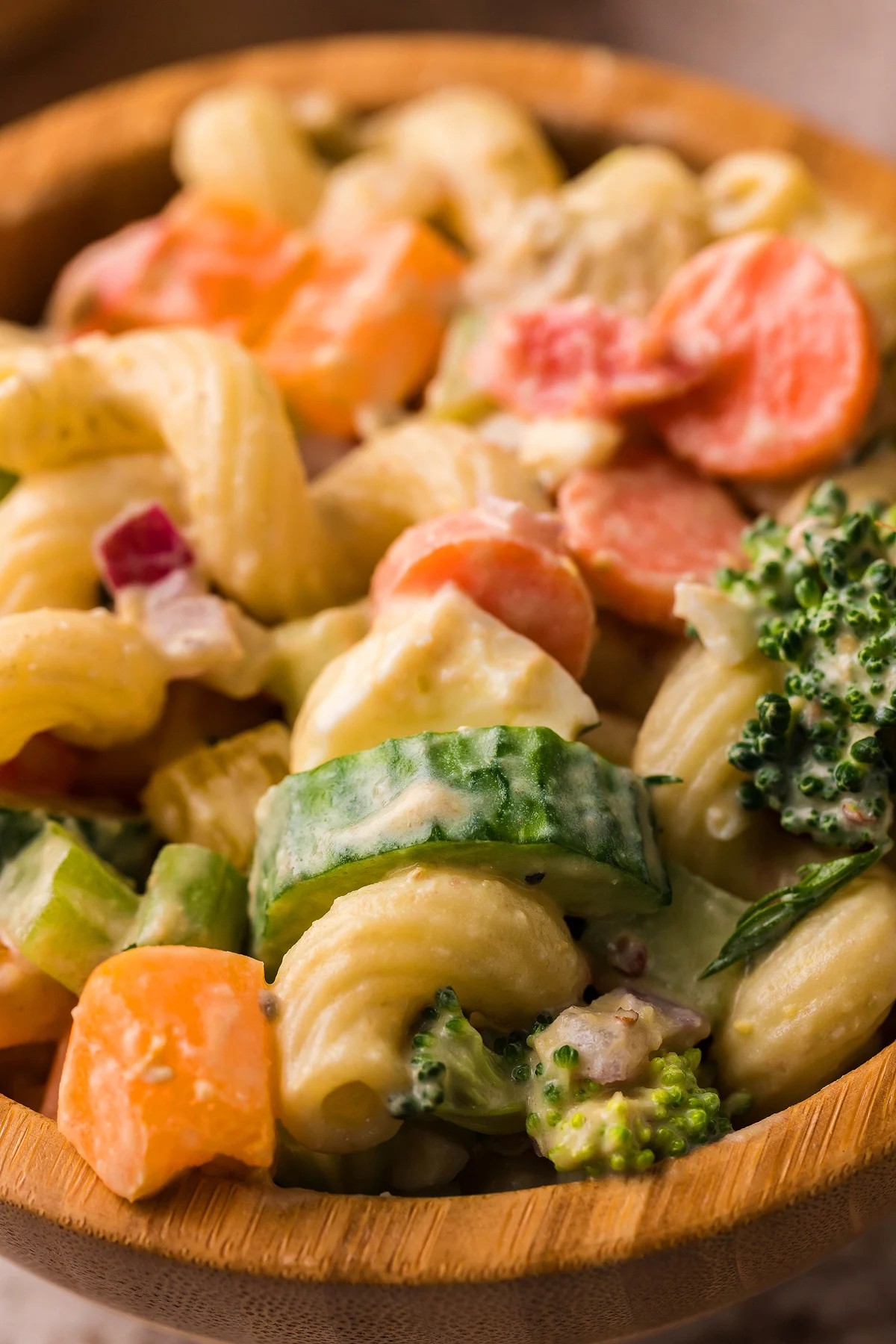 How to Make Garden Veggie Macaroni Salad