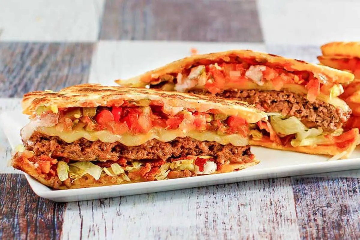 Copycat Applebees Quesadilla Burger