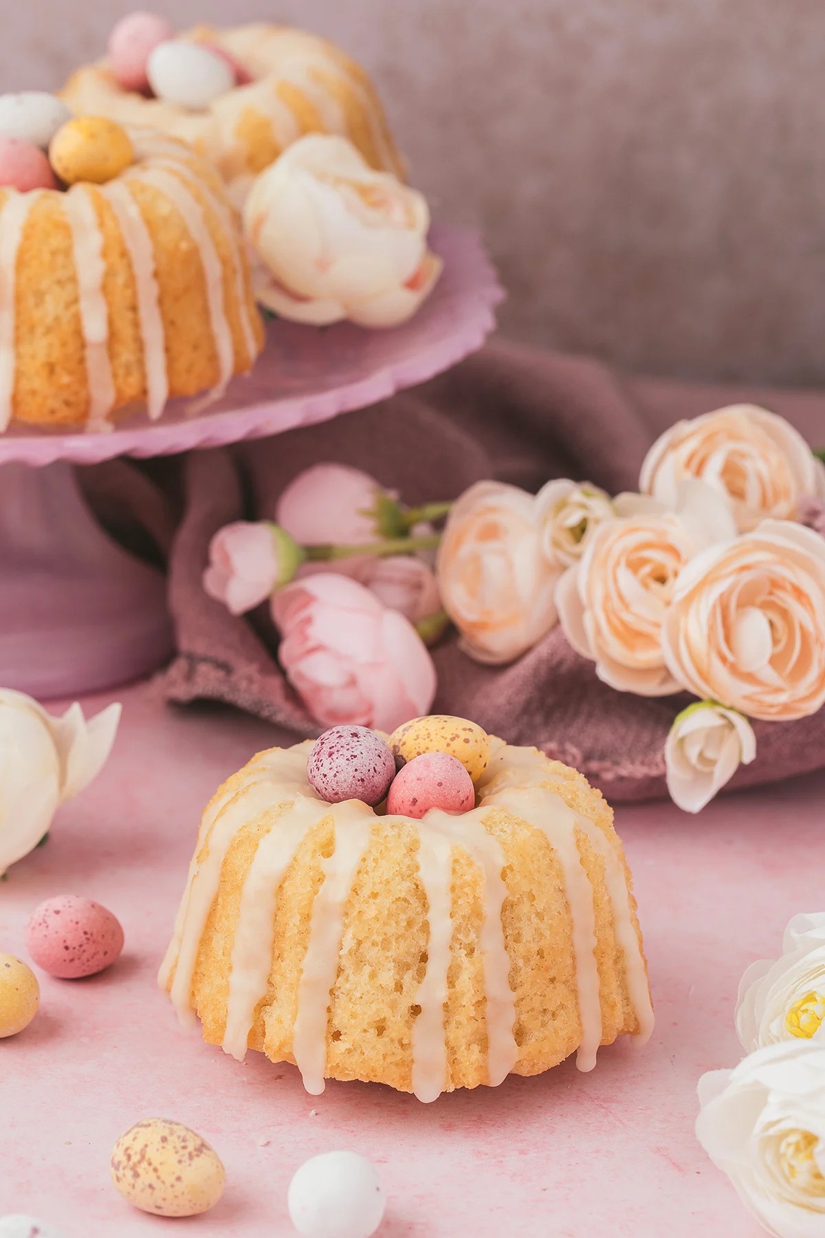 Easter Mini Vanilla Bundt Cakes with Chocolate Eggs