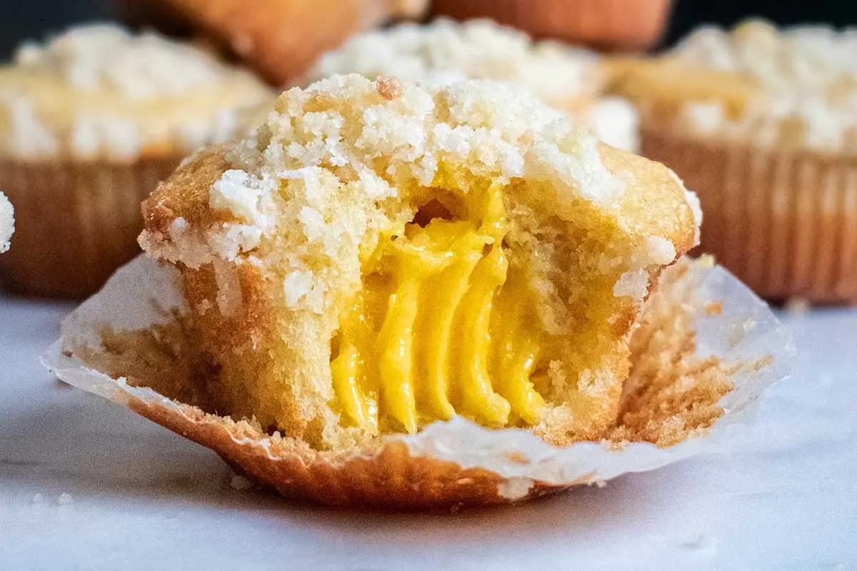 Lemon Curd Muffins