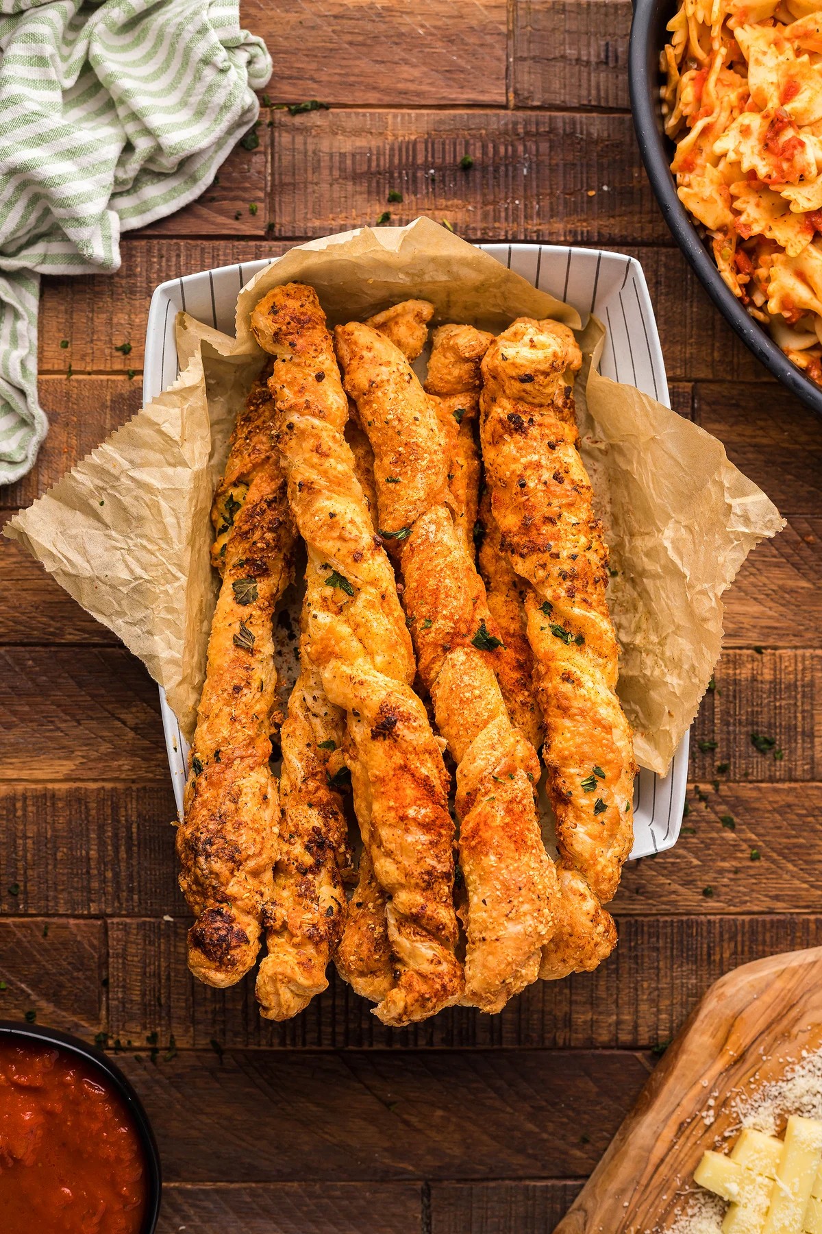 Air Fryer Puff Pastry Garlic Cheese Twists