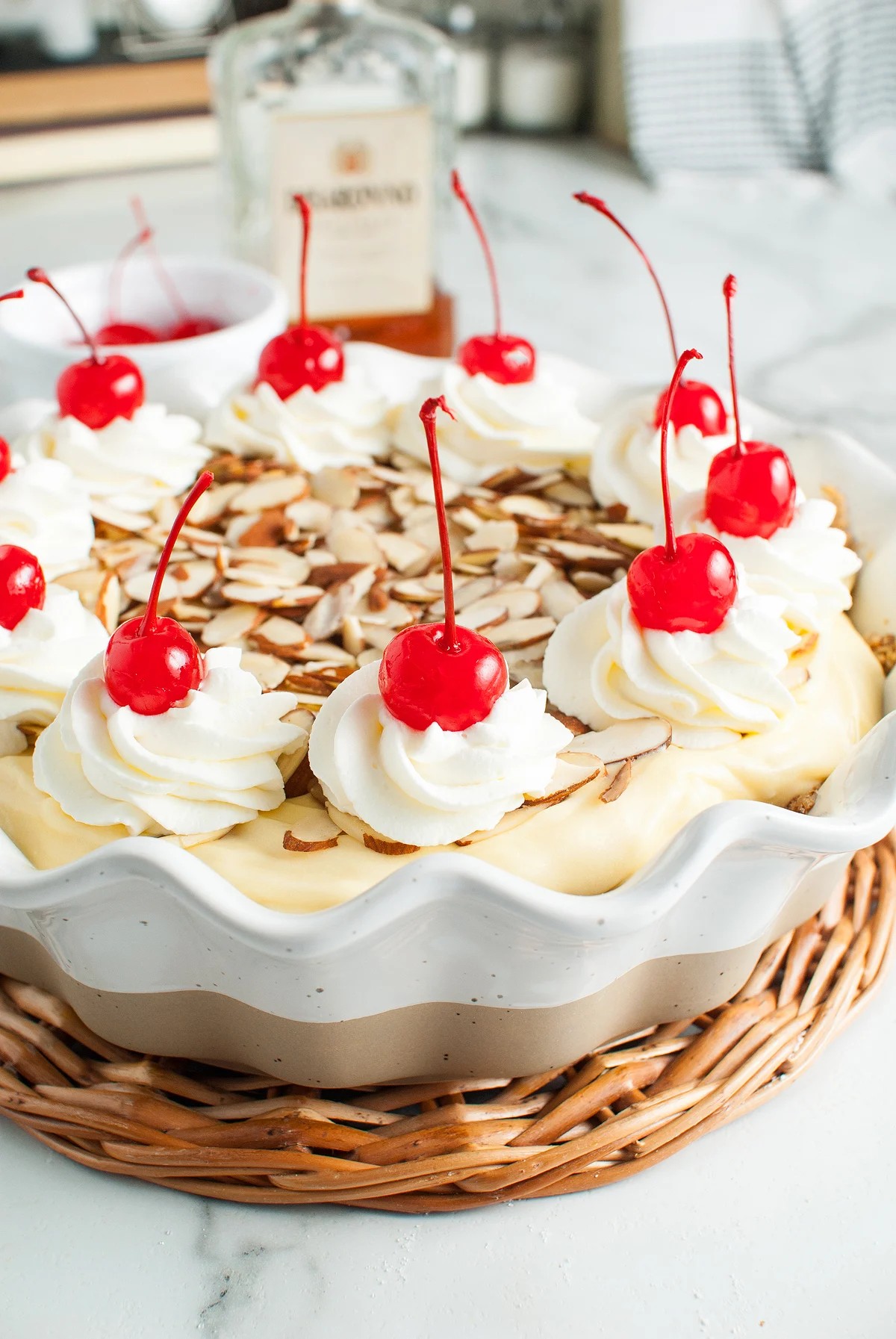 How to Make No Bake Almond Amaretto Pie