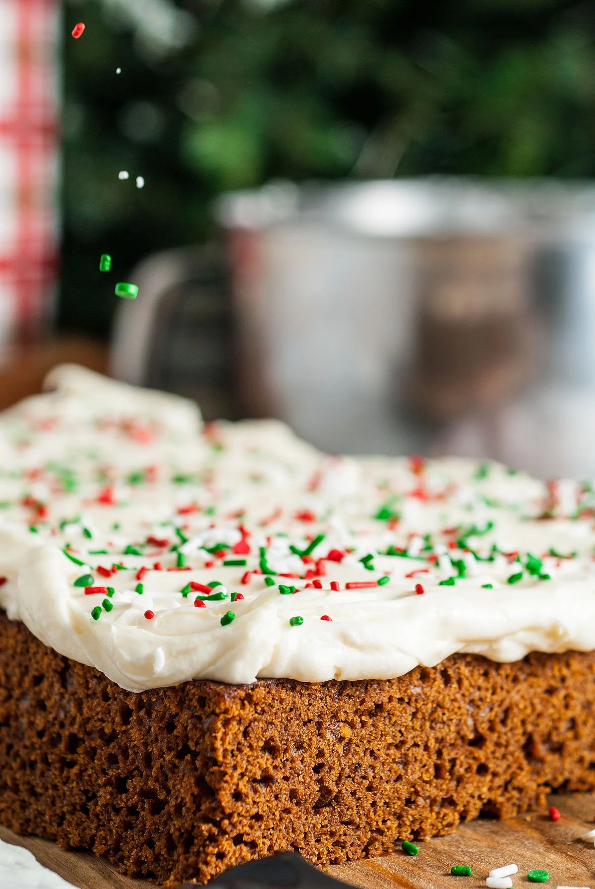 How to Make this Moist Gingerbread Cake