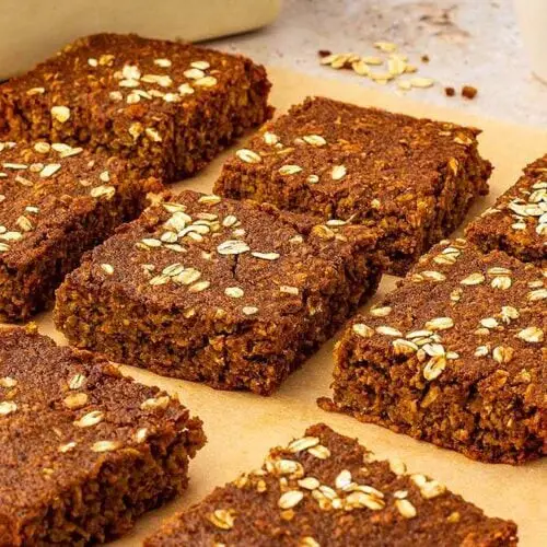 Gingerbread Oat Bars Recipe