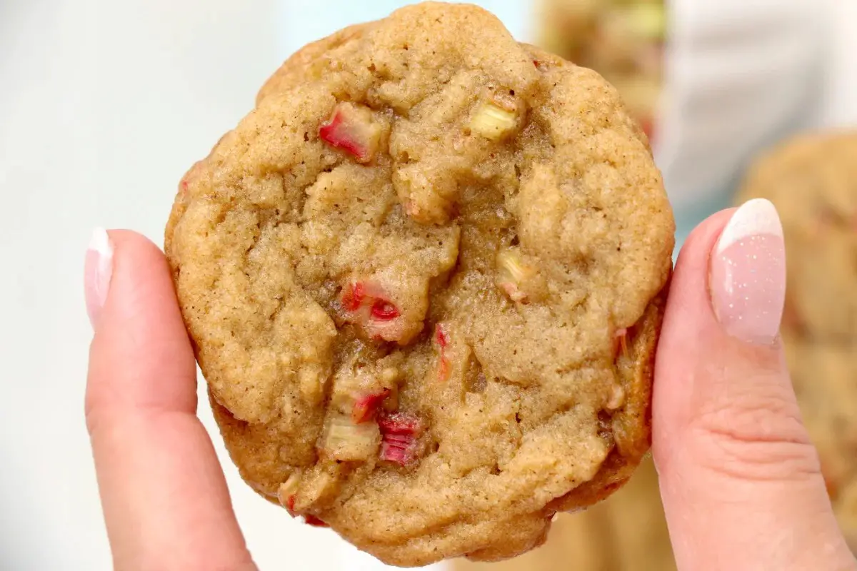 Rhubarb Cookies