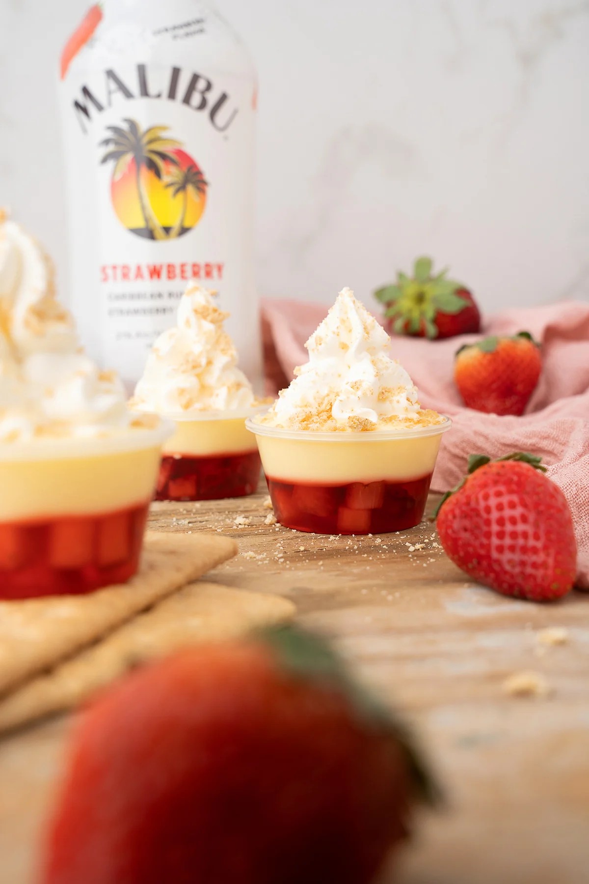 How to Serve Cheesecake Shooters