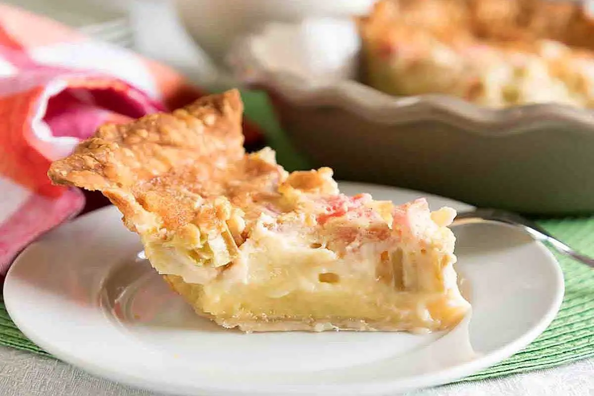 Easy Rhubarb Custard Pie